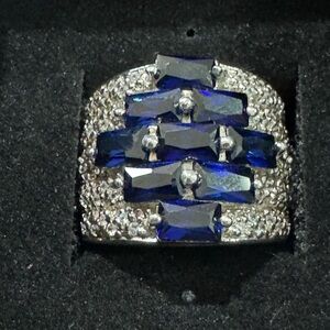 ESPO 925 silver ring with sapphire